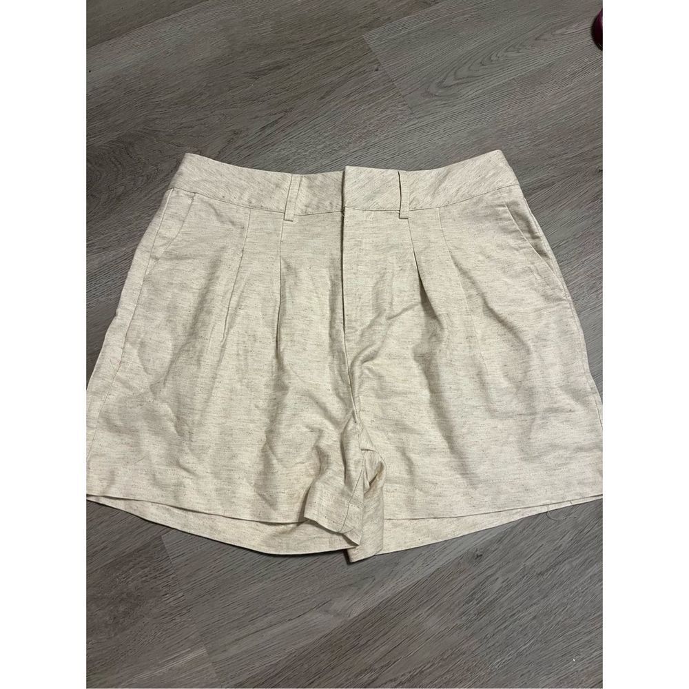 Weekend By Dry Goods Linen High Rise Oatmeal Shorts Size Medium NWT
